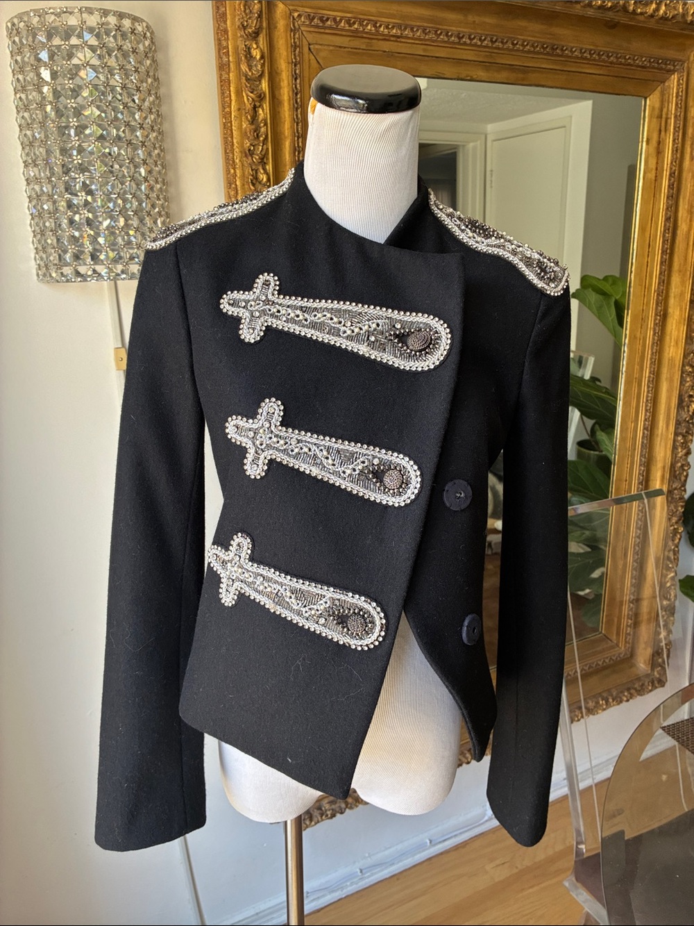 Alice + Olivia Black Military-Style Beaded Blazer jacket size Xs